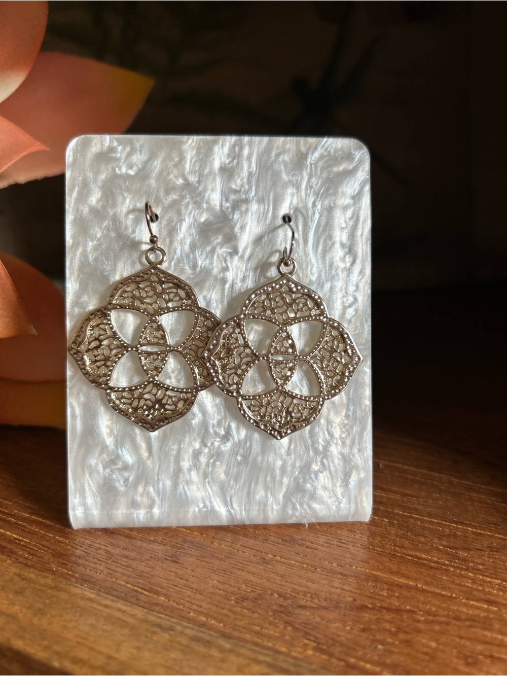 Kendra Scott Dawn Medallion Drop Earrings, Gold Vintage Good Condition, Retired